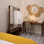 Macarena Boutique *